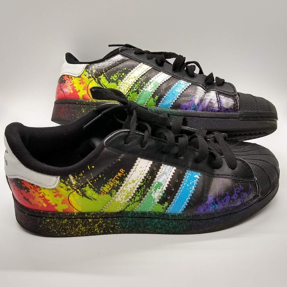 RARE Superstar Men's 7.5 Rainbow Splatter Adidas Shoes